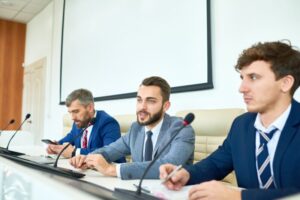Ανασυγκροτήσεις ΑΠΥΣΔΕ