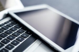 Laptop computer and tablet pc