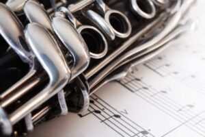 Clarinet, keyboard in the foreground